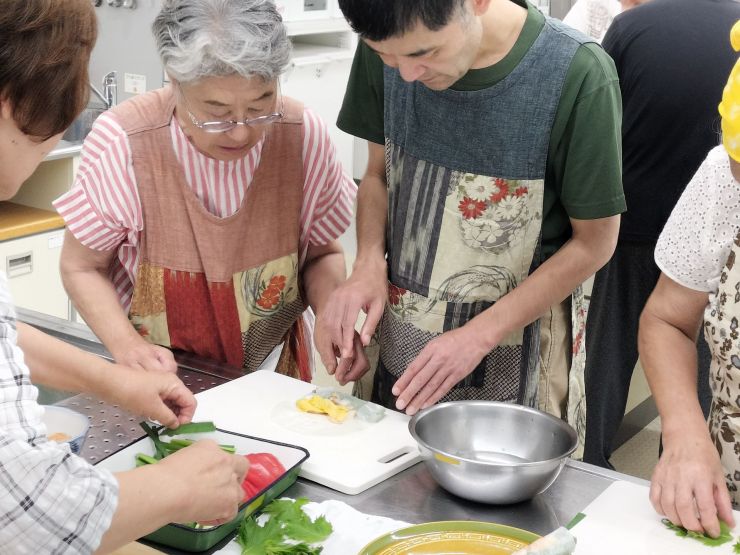 生春巻きは具がタップリ