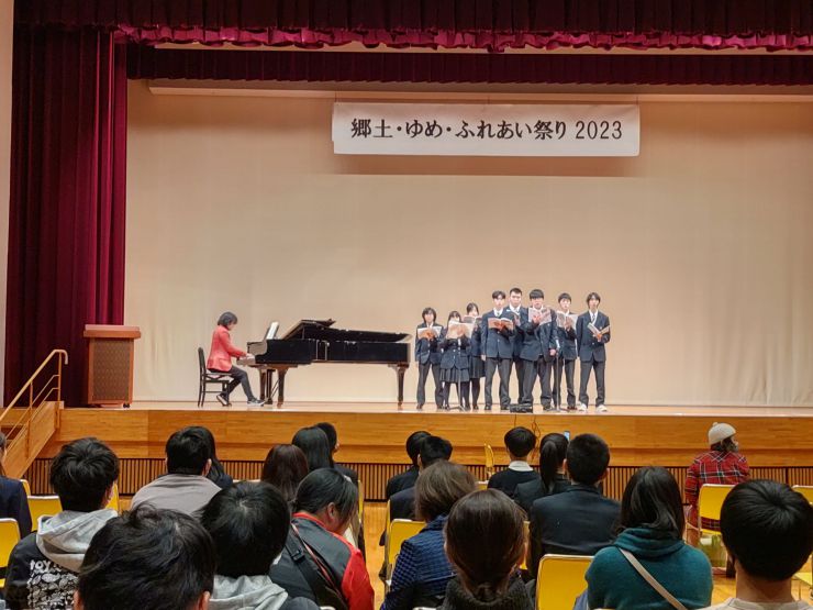 ゆめ・ふれあい祭り・誠信高校合唱部 